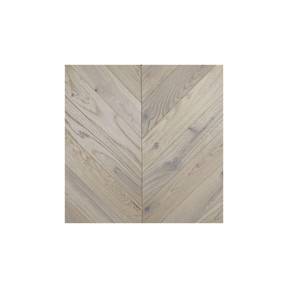 Dąb Bero (Chevron – jodełka francuska) Olejowosk, Szczotkowanie, Fazowanie V4 Wymiary: 405x65x10,5/2,5(+/-0,5) mm