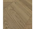 Dąb Porcelain (Chevron – jodełka francuska) Olejowosk, Szczotkowanie, Fazowanie V4 Wymiary: 420x90x13,0/3,0(+/-0,5) mm