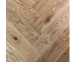 Dąb Eco (Design Experience – jodełka klasyczna) Olejowosk, Szczotkowanie, Fazowanie V4 Wymiary: 500x100x10,5/2,5(+/-0,5) mm