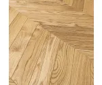 Dąb Eco (Chevron – jodełka francuska) Szczotkowanie, Fazowanie V4, Lakier Wymiary: 405x65x10,5/2,5(+/-0,5) mm