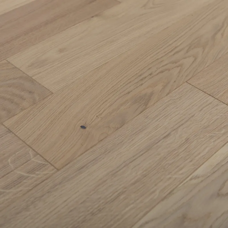 Dąb Porcelain (Fertig Deska) Olejowosk, Szczotkowanie, Fazowanie V4 Wymiary: 500-1460x125x13,5/5,5(+/-0,5) mm