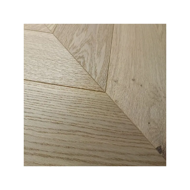 Dąb Porcelain (Chevron – jodełka francuska) Olejowosk, Szczotkowanie, Fazowanie V4 Wymiary: 560x130x14,5/3,0(+/-0,5) mm