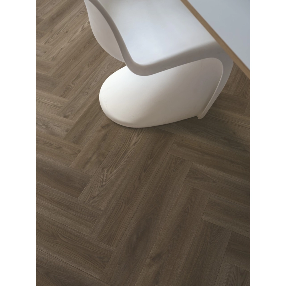 Panel Winylowy Pergo Ze Zintegrowanym Podkładem Vorma Pad Pro Jodełka  Dąb Norweski Ciemny V4524-40217