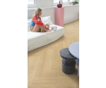 Panel Winylowy Quick Step Ze Zintegrowanym Podkładem Alpha Ciro Jodełka Dąb Rumiany AVHBU40359
